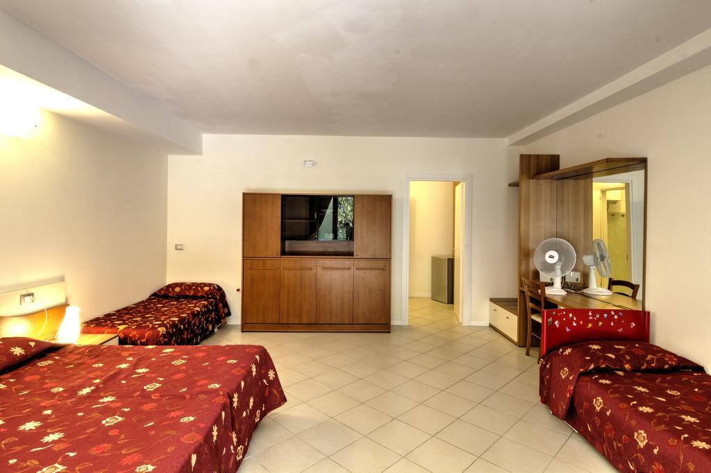 Albergo Le Piante Manerba del Garda Buitenkant foto