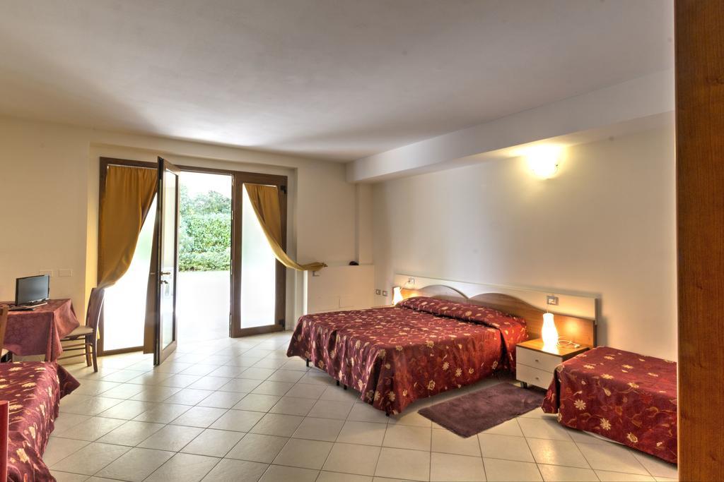 Albergo Le Piante Manerba del Garda Buitenkant foto